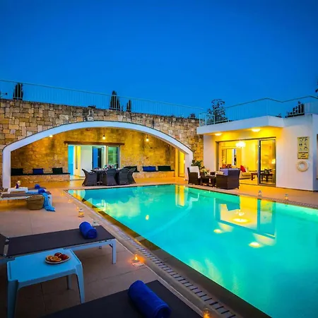 Stephanos Villa *